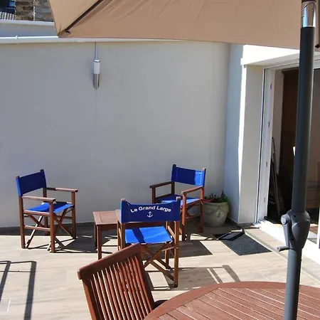 A Deux Pas De La Mer. Maison Avec Jardin Sud. Les Moussaillons Casa de Férias