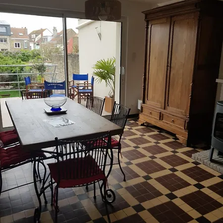 A Deux Pas De La Mer. Maison Avec Jardin Sud. Les Moussaillons
