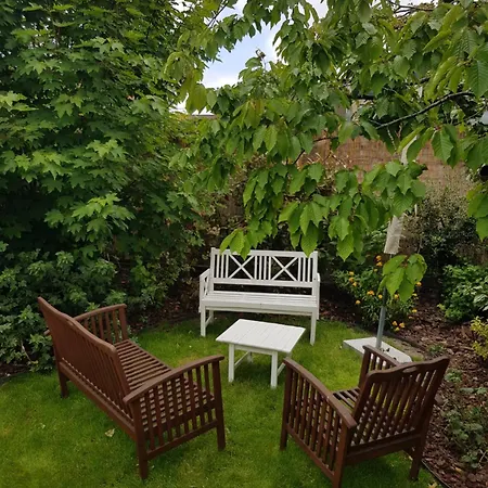A Deux Pas De La Mer. Maison Avec Jardin Sud. Les Moussaillons Дом отдыха
